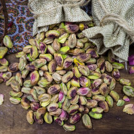 مغز پسته